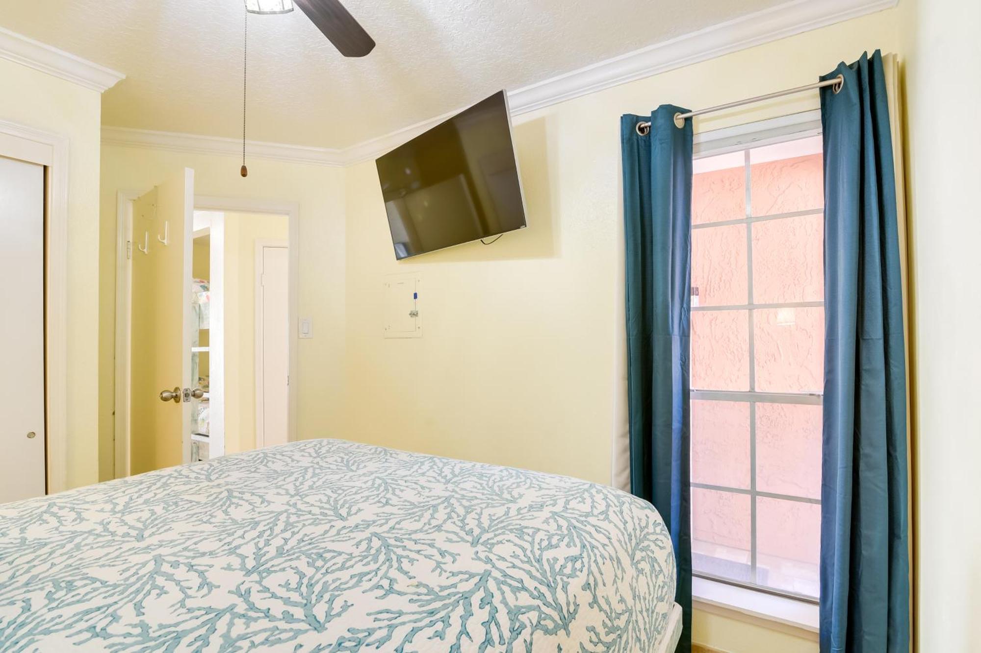 Coastal Galveston Condo Walk To Shoreline! Esterno foto